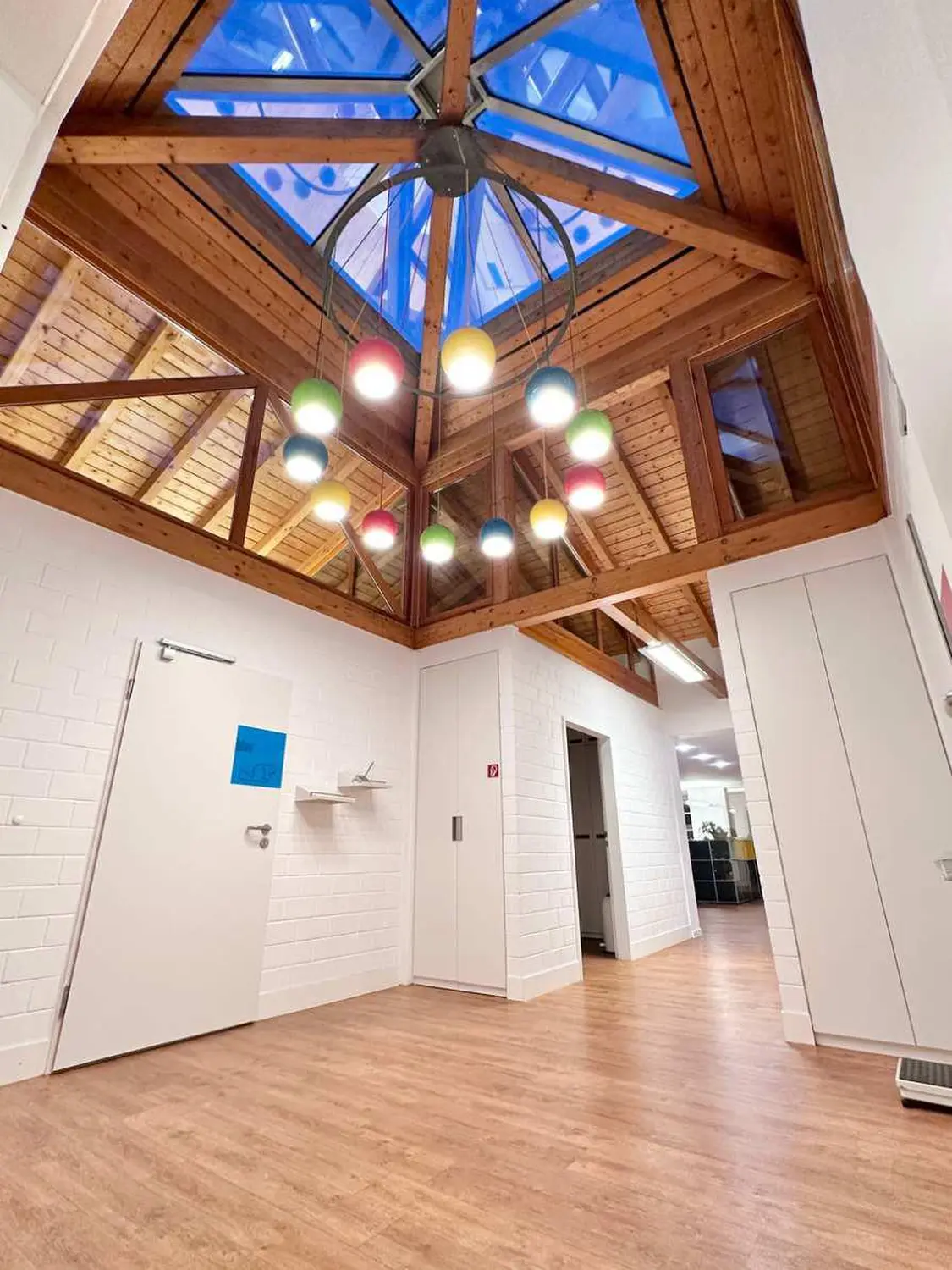 Modernste Büro/Gewerbe Räumlichkeiten zum Mieten in Tiengen von Raum & Zeit Immobilien Treuhand GmbH 