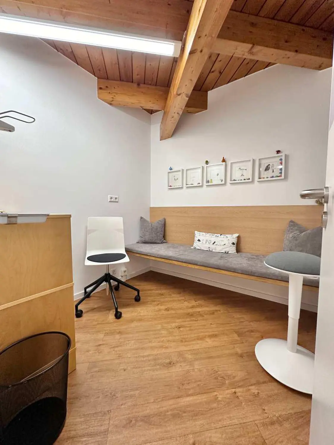 Modernste Büro/Gewerbe Räumlichkeiten zum Mieten in Tiengen von Raum & Zeit Immobilien Treuhand GmbH 