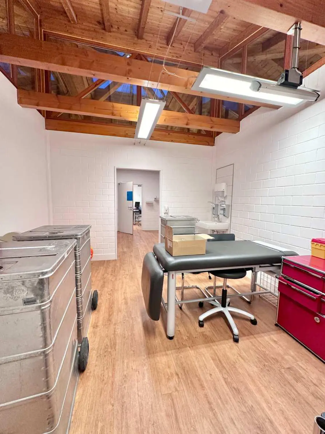 Modernste Büro/Gewerbe Räumlichkeiten zum Mieten in Tiengen von Raum & Zeit Immobilien Treuhand GmbH 