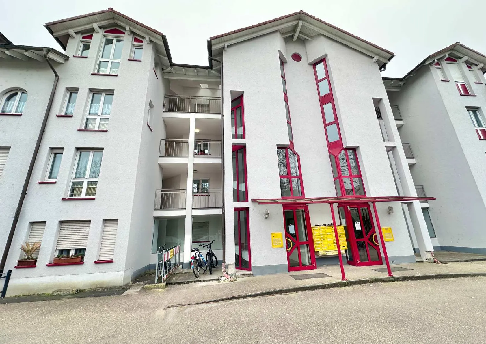 Schicke 2 ZimmerWohnung in zentraler Lage vonWT - Tiengen von Raum & Zeit Immobilien Treuhand GmbH 