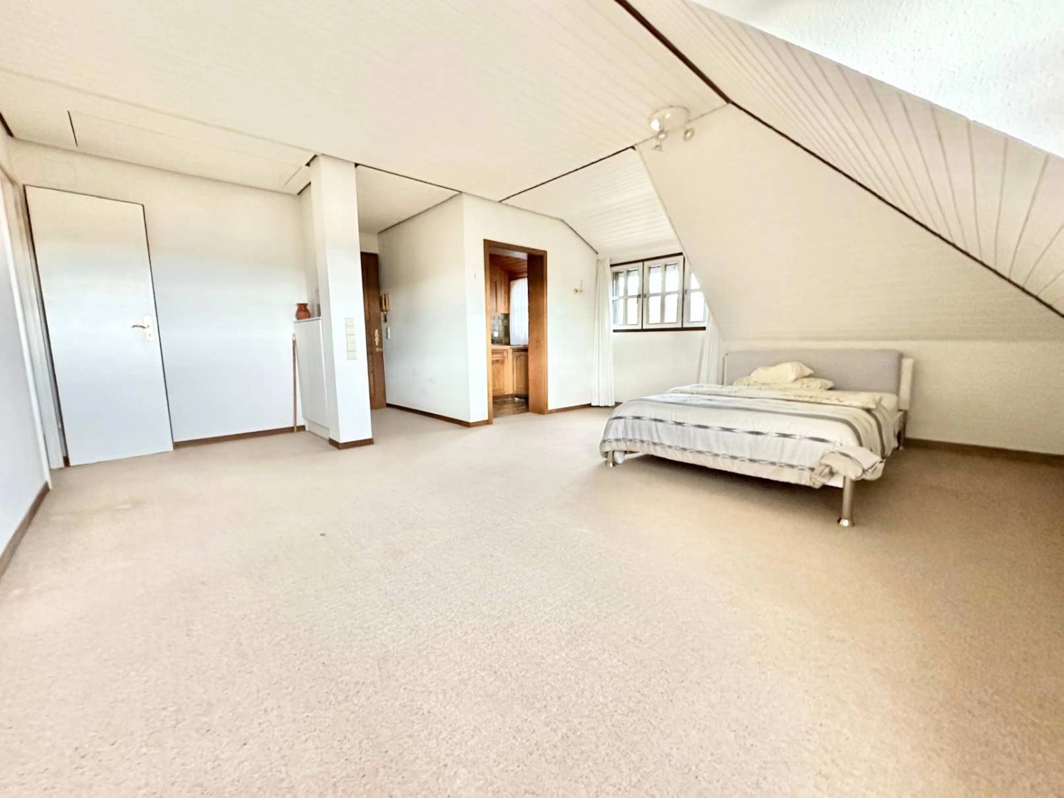 Karte von Raum & Zeit Immobilien Treuhand GmbH 